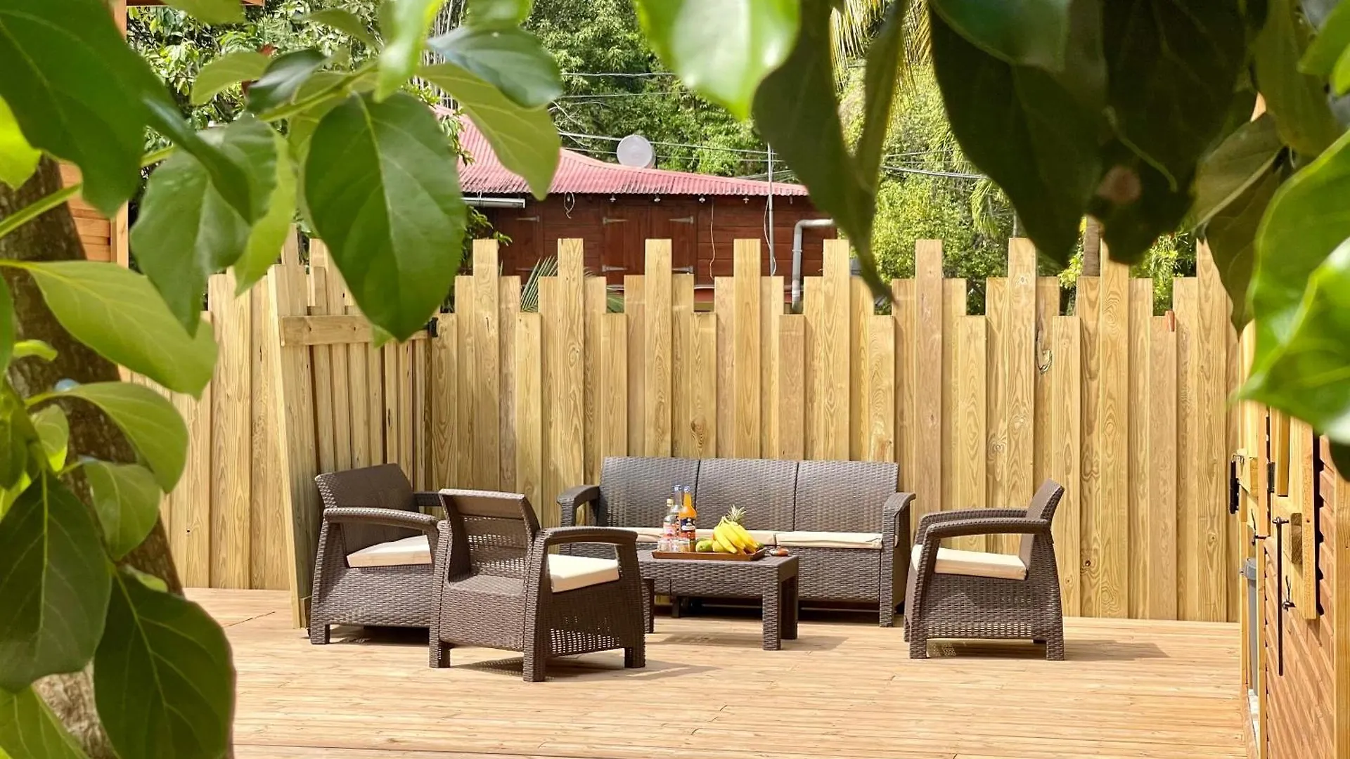 Bungalow Cosy A Deshaies Avec Piscine 0*,  과달루프