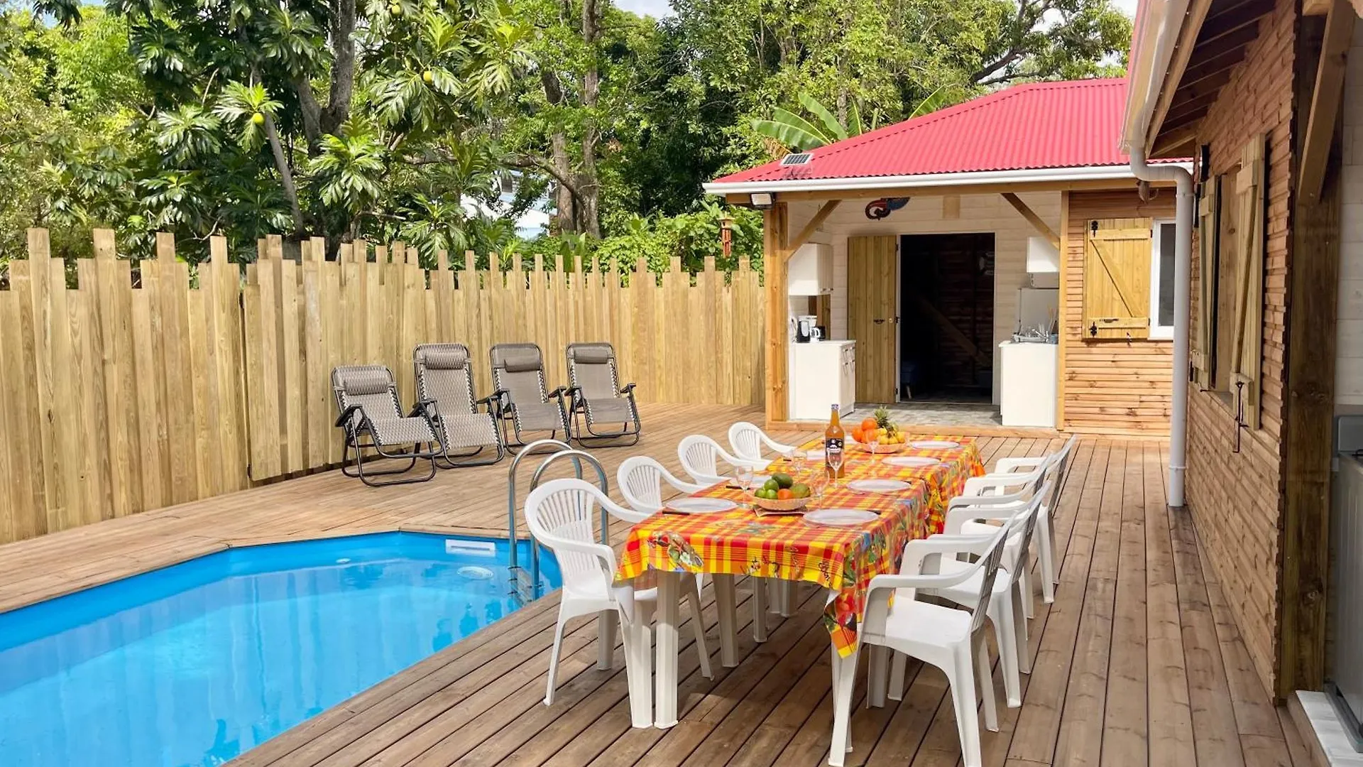 Bungalow Cosy A Deshaies Avec Piscine 과달루프